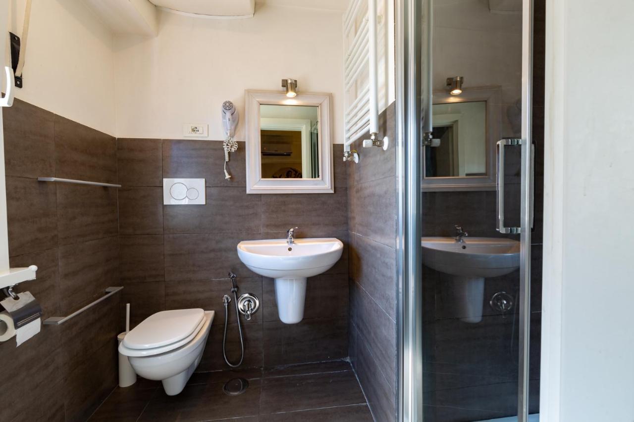 Casa Vacanze Felicita Rome Bagian luar foto